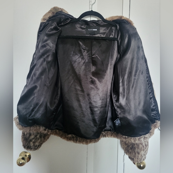 NEW FASHIONNOVA JACKET PULLIVER FAUX FUR ANIMAL PRINT - Picture 7 of 9